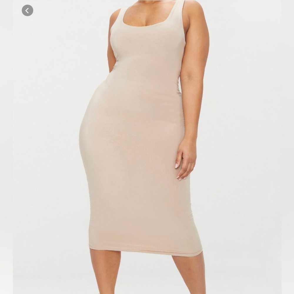 Plus Second Skin Scoop Neck Dress Size 18